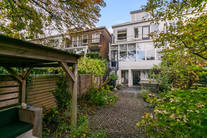 Photo 32 of Van Slingelandtlaan 32