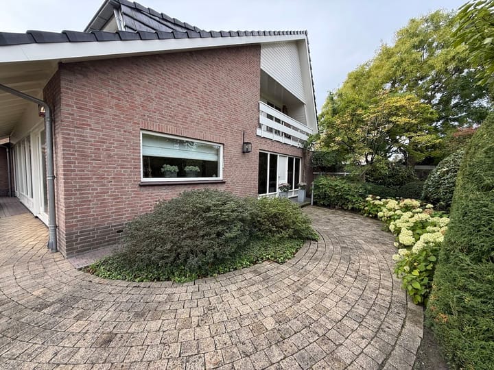 Photo 51 of Spuilaan 2