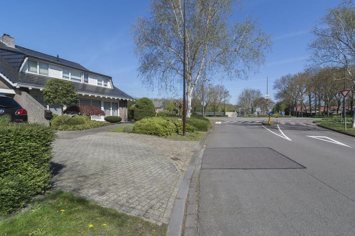 Photo 55 of Spuilaan 2