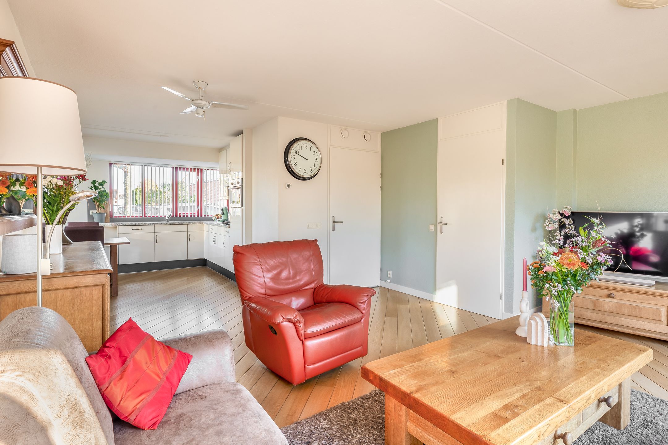 Photo 15 of State 35