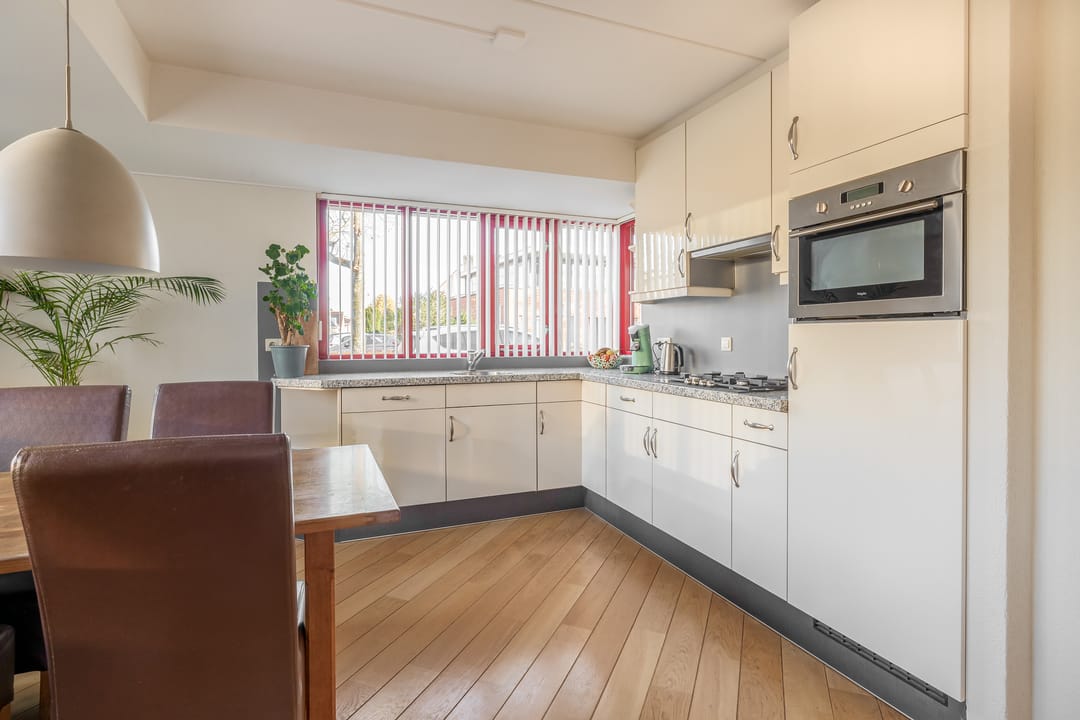 Photo 17 of State 35