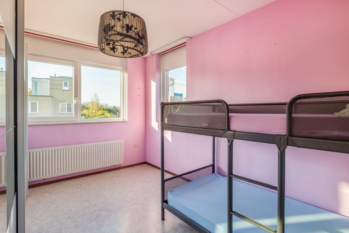 Photo 27 of State 35