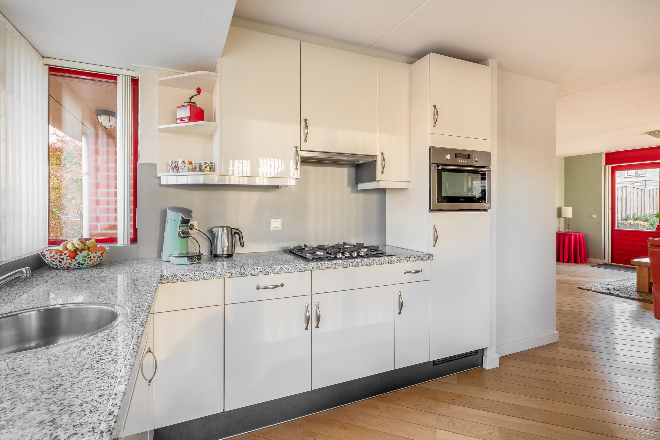 Photo 18 of State 35