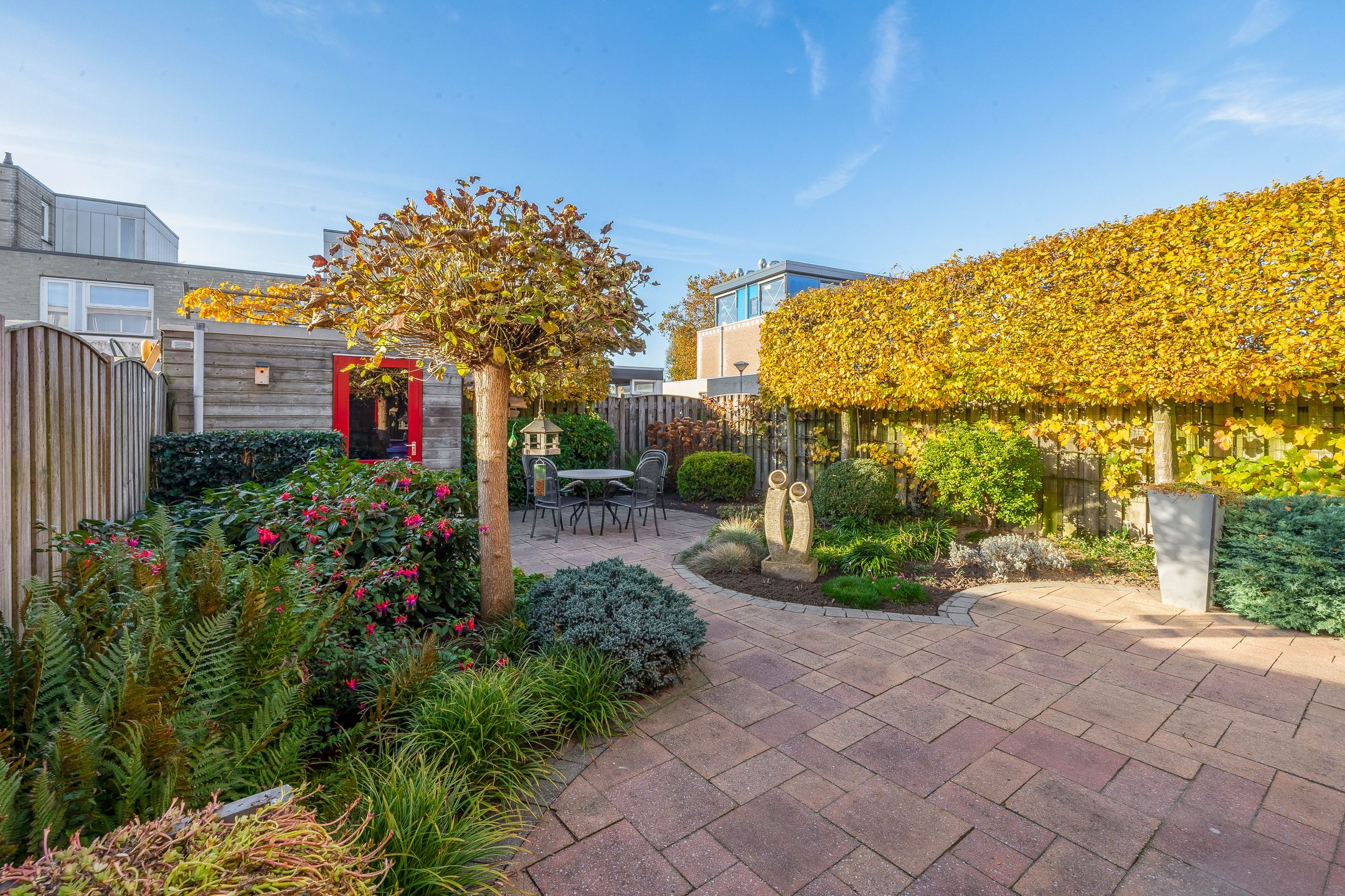 Photo 33 of State 35