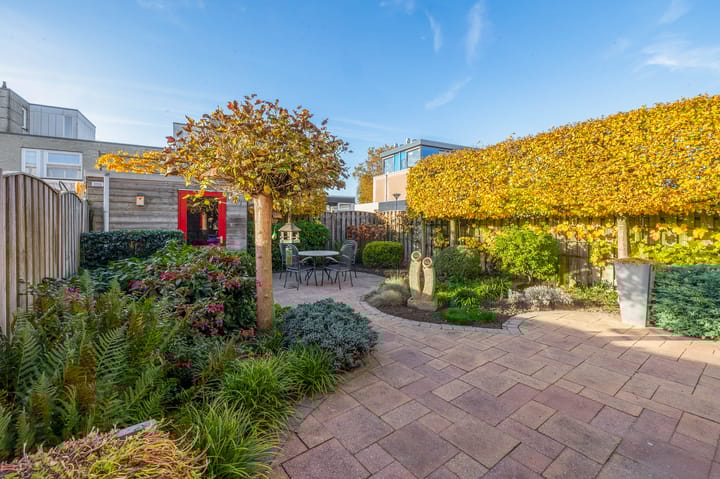 Photo 33 of State 35