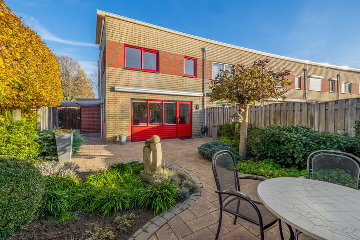 Photo 35 of State 35