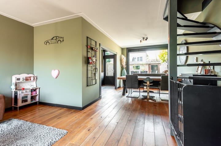 Foto 5 van Tuinfluiterstraat 79