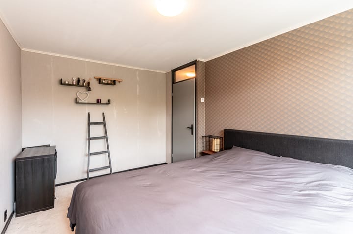 Foto 21 van Tuinfluiterstraat 79