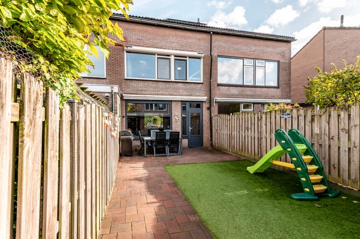 Foto 31 van Tuinfluiterstraat 79