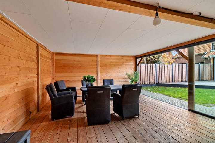 Foto 41 van Burg van der Lelysingel 13