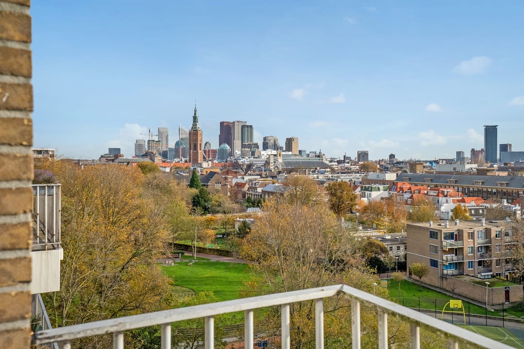 Photo 16 of Sirtemastraat 334