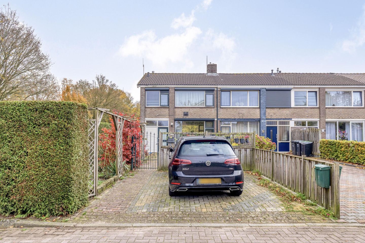 View photo 2 of D H van der Scheerstraat 58