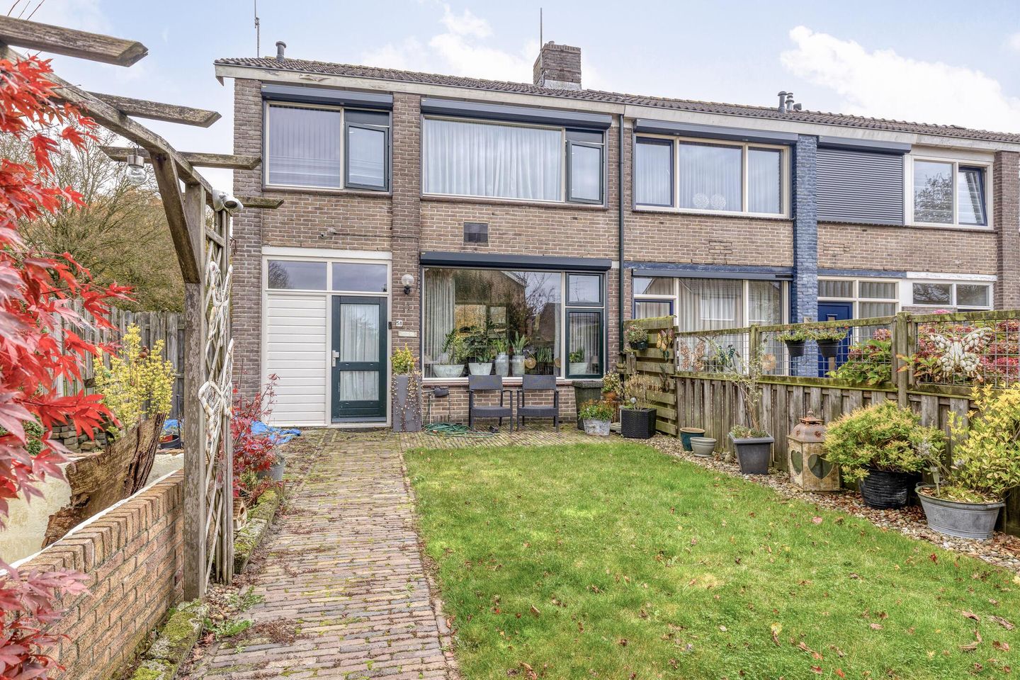 View photo 3 of D H van der Scheerstraat 58