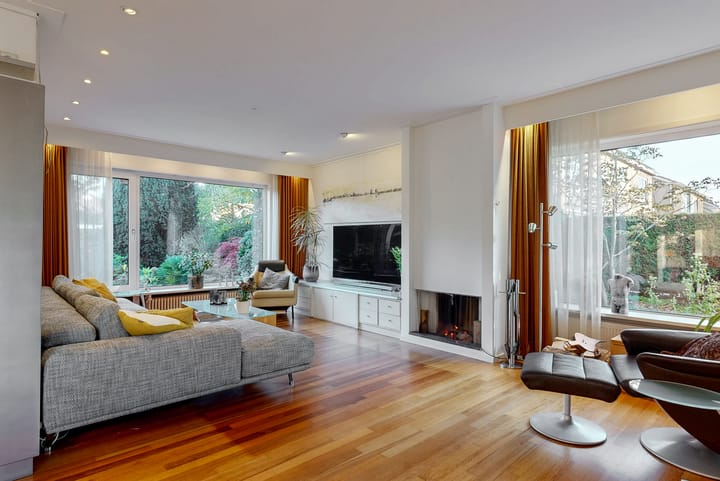 Photo 3 of Julianalaan 9