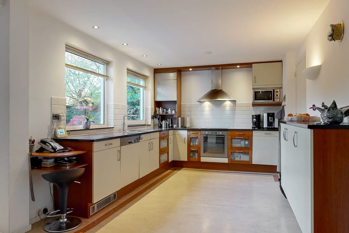 Photo 9 of Julianalaan 9