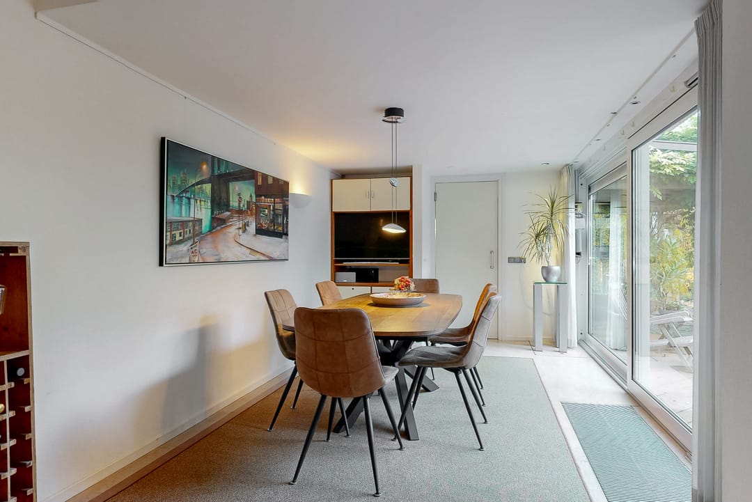 Foto 11 van Julianalaan 9