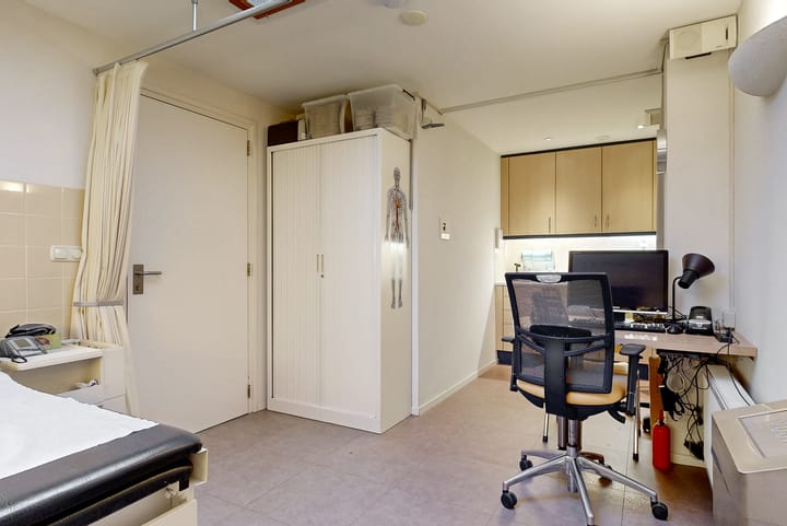 Photo 26 of Julianalaan 9