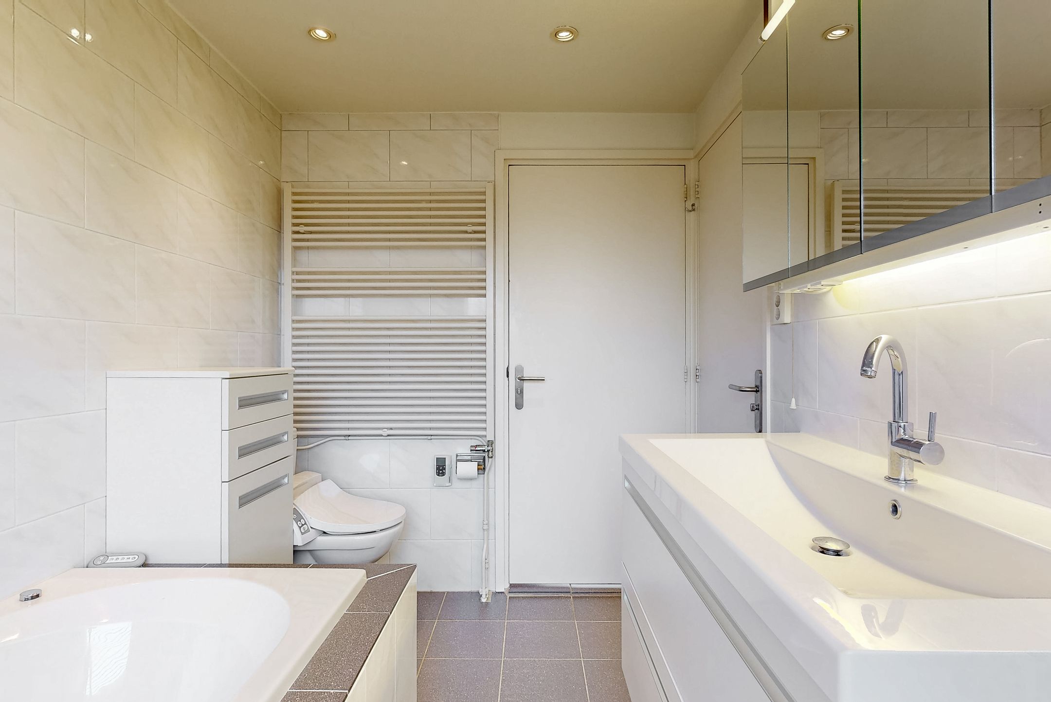 Foto 42 van Julianalaan 9