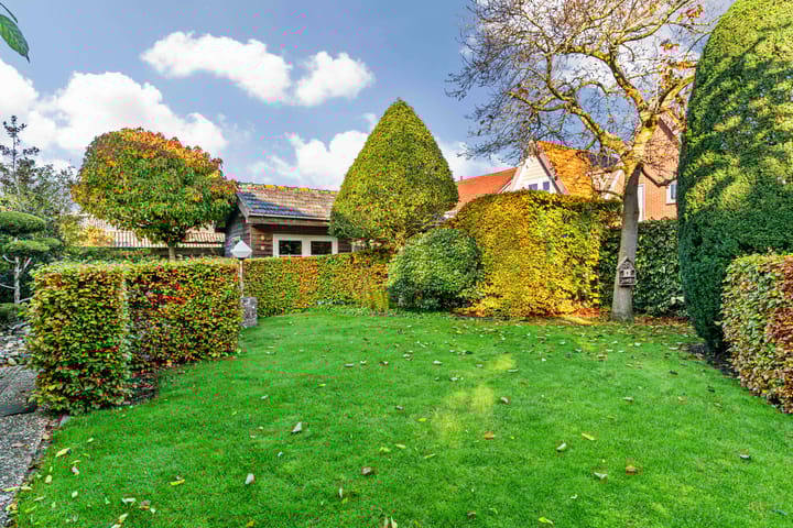 Photo 52 of Julianalaan 9