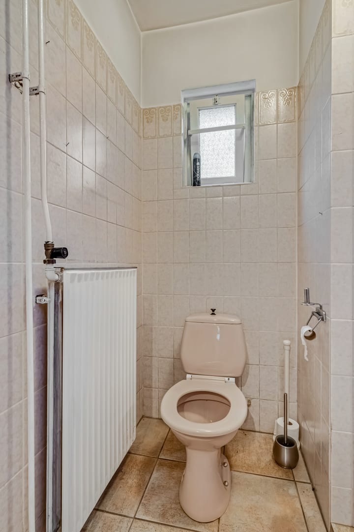 Photo 11 of Buurtmeesterweg 42