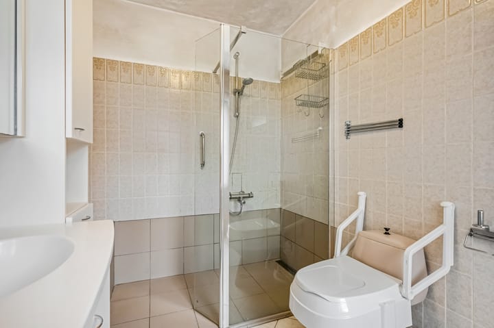 Photo 15 of Buurtmeesterweg 42