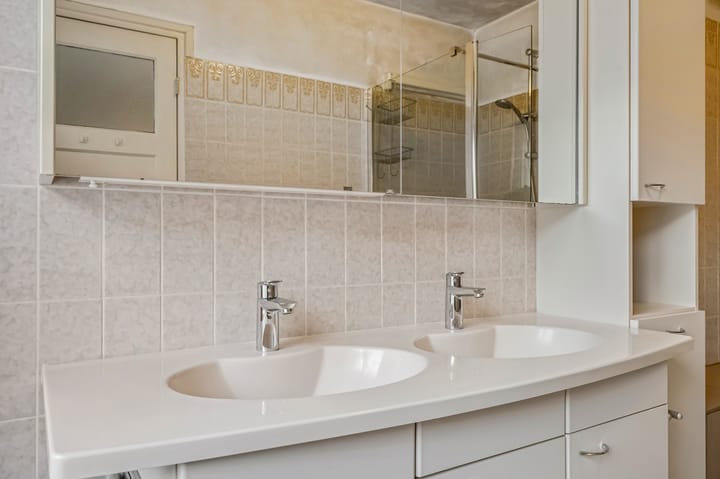 Photo 18 of Buurtmeesterweg 42