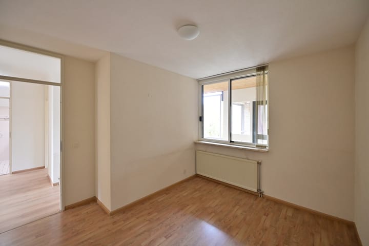 Photo 11 of Tromplaan 8