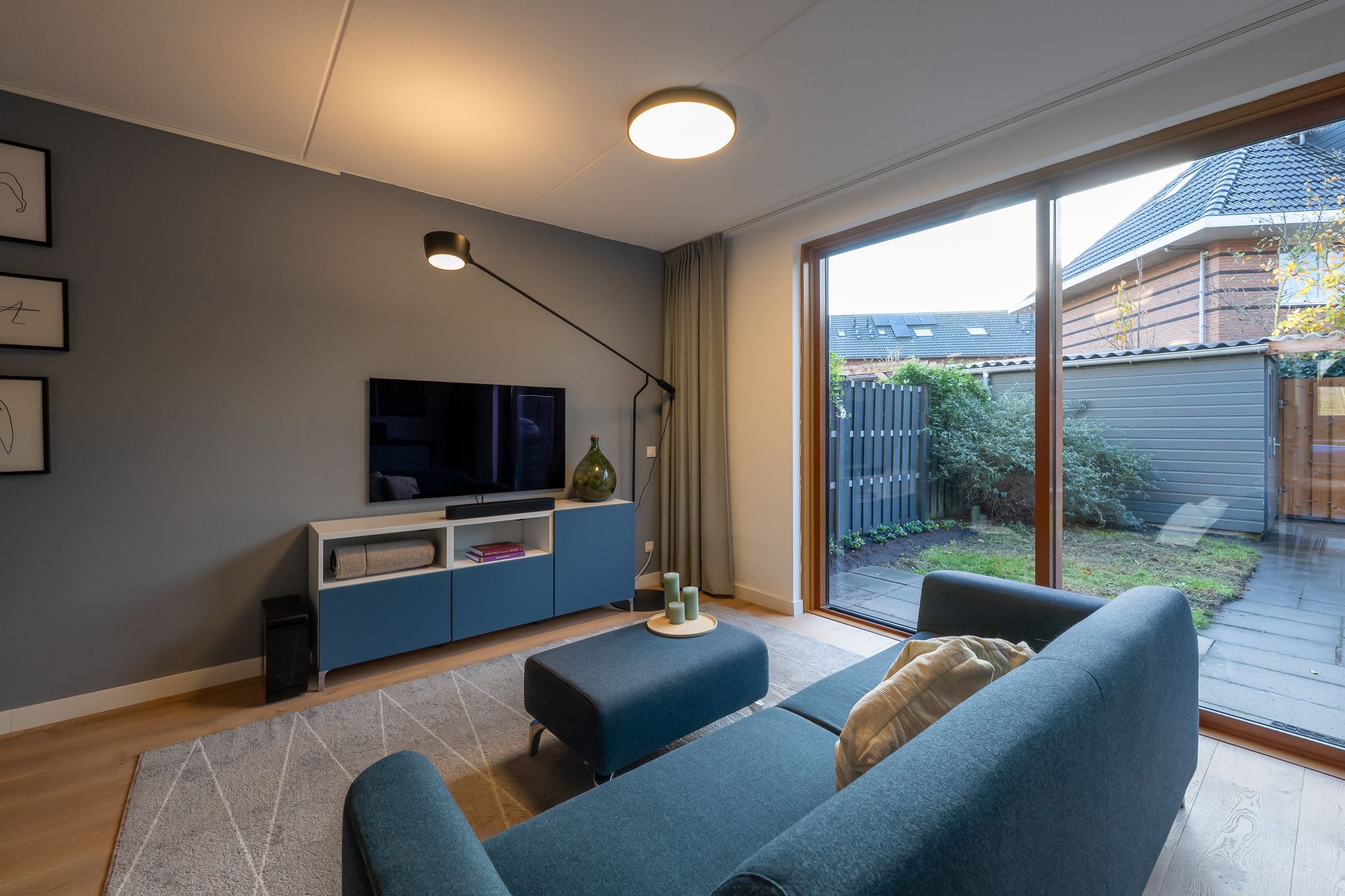 Photo 3 of Branding 22