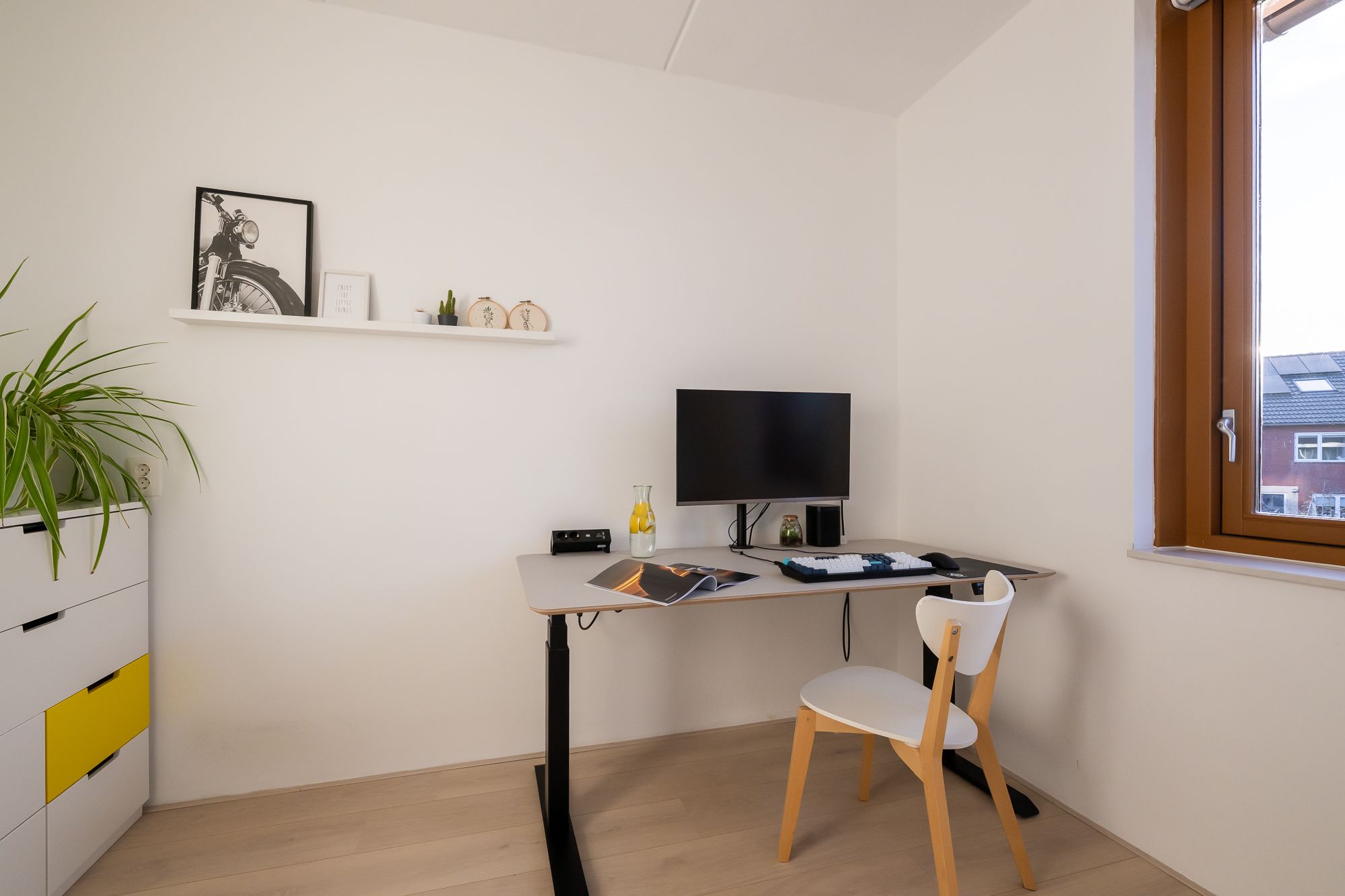 Photo 18 of Branding 22