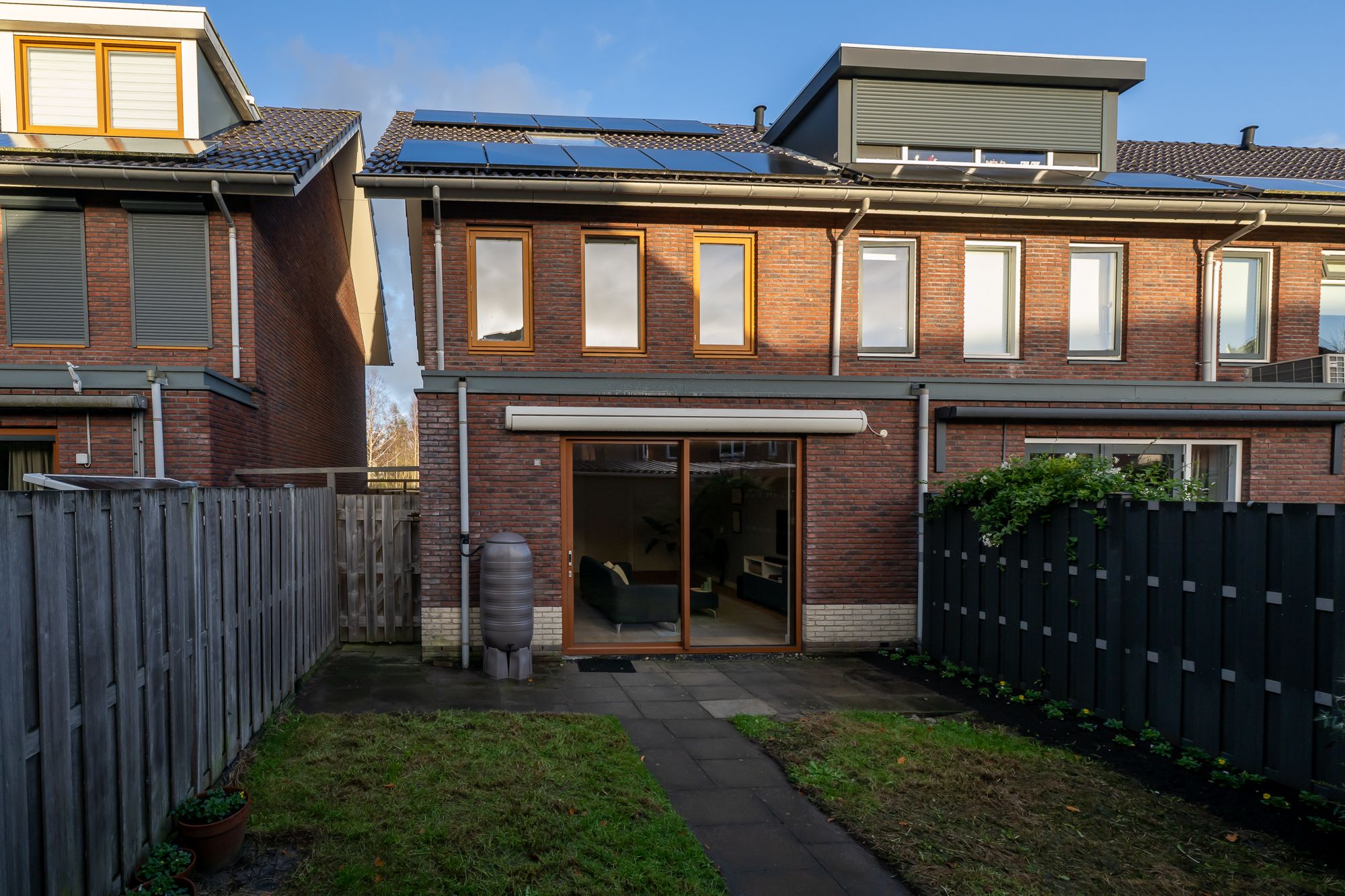 Photo 24 of Branding 22