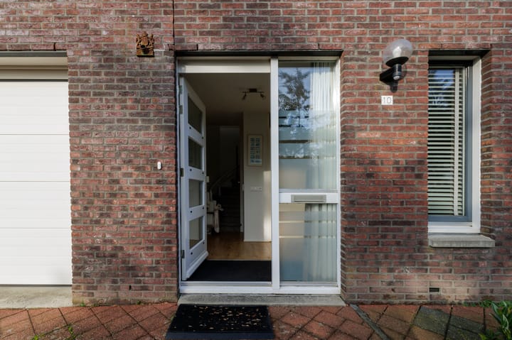 Foto 9 van Regimentslaan 10