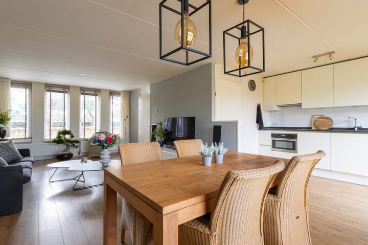 Foto 17 van Regimentslaan 10