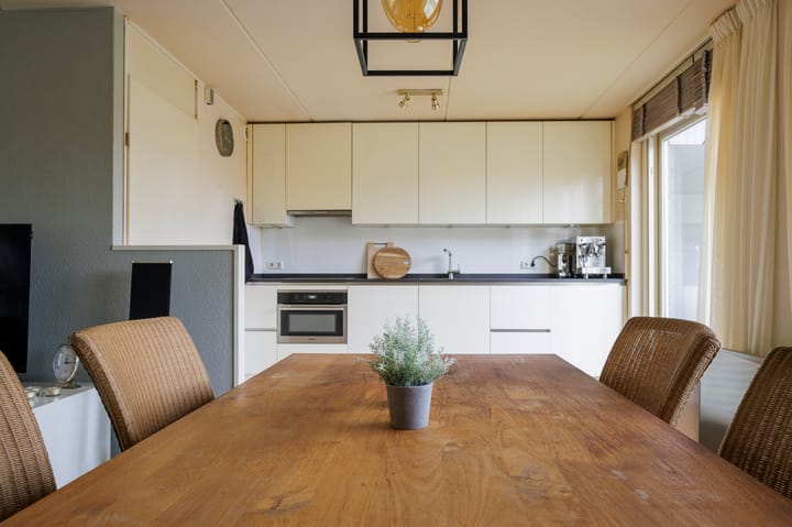 Foto 18 van Regimentslaan 10