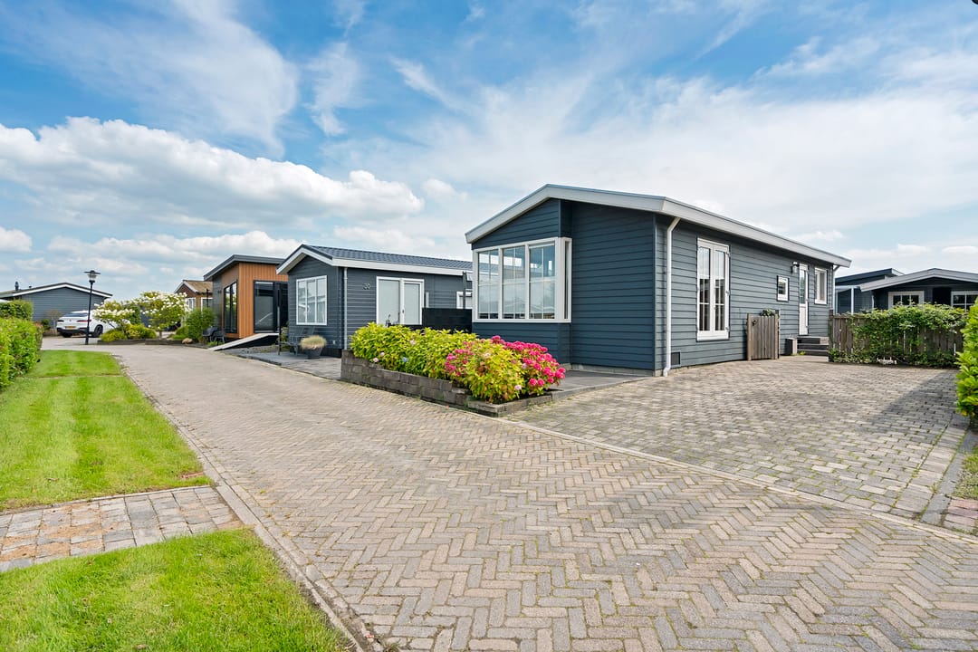 Foto 1 van Kerkweg 35-R29