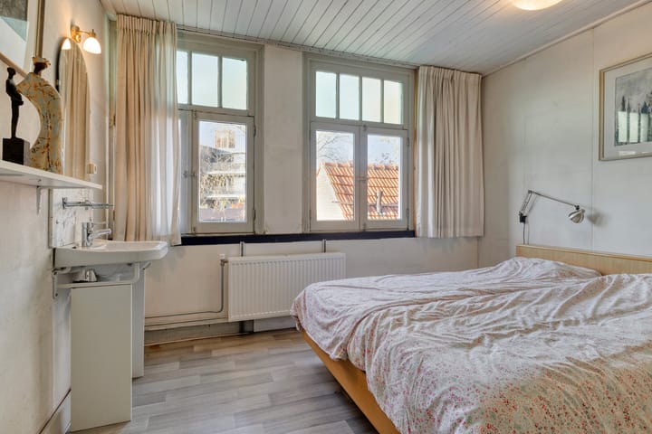 Foto 17 van Houtstraat 9