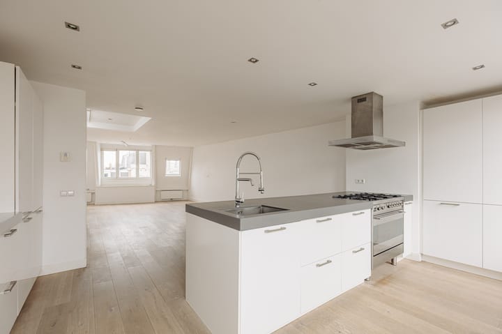 Photo 5 of Ferdinand Bolstraat 141-3