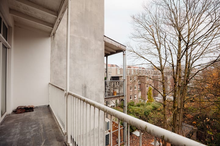 Photo 16 of Ferdinand Bolstraat 141-3