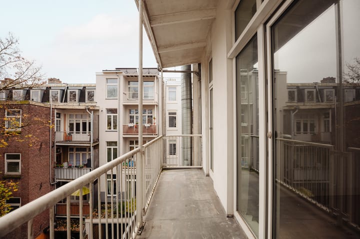 Photo 17 of Ferdinand Bolstraat 141-3