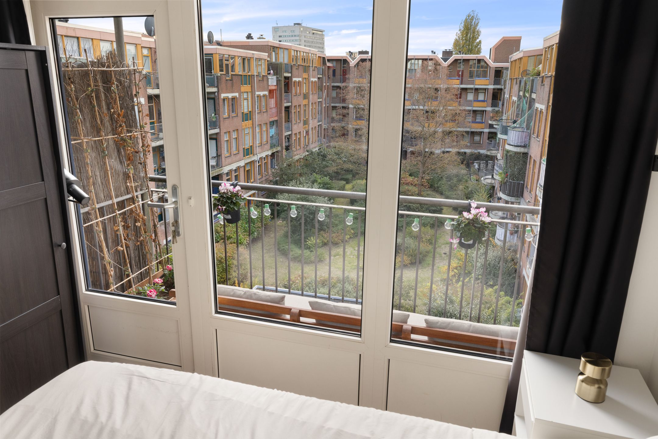 Foto 24 van Beukenplein 14-3