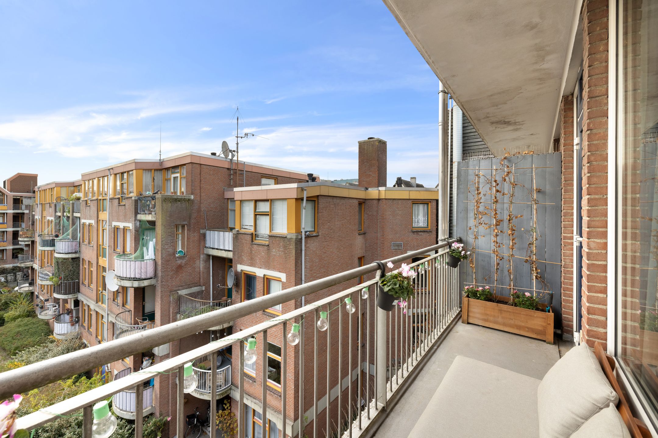 Foto 30 van Beukenplein 14-3