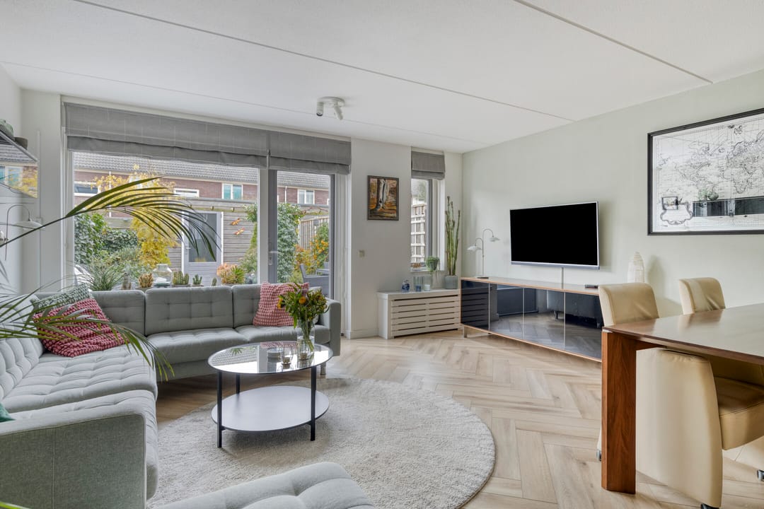 Photo 8 of Saramaccastraat 25