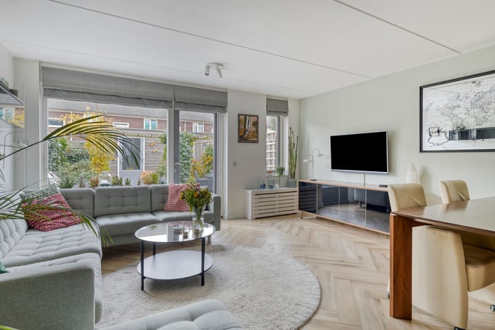 Foto 8 van Saramaccastraat 25