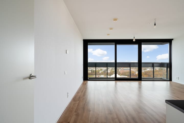 Photo 5 of Anna van Buerenplein 161