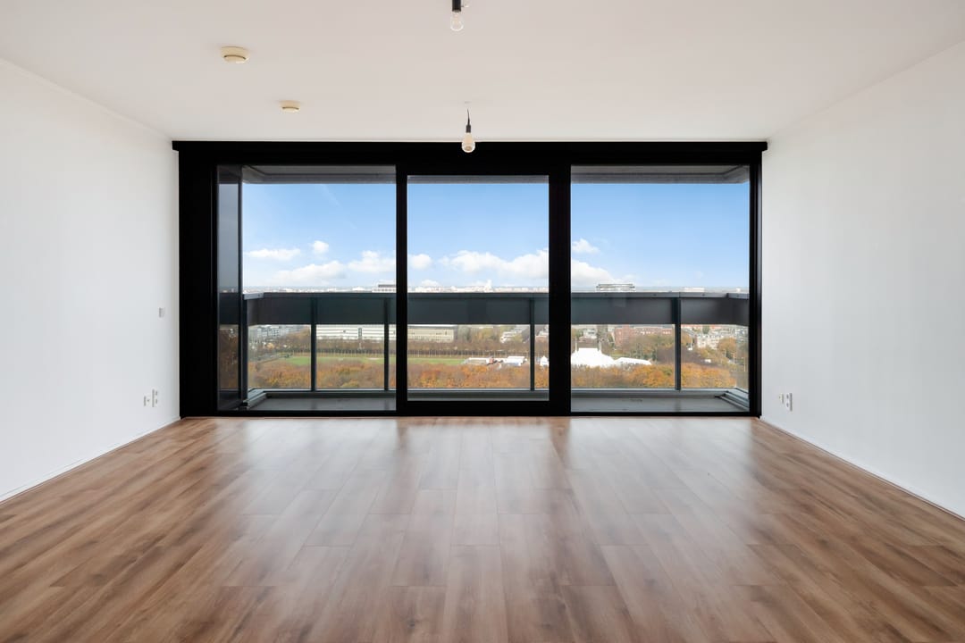 Photo 8 of Anna van Buerenplein 161