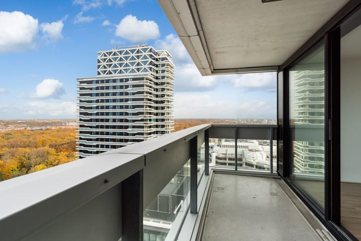 Photo 12 of Anna van Buerenplein 161