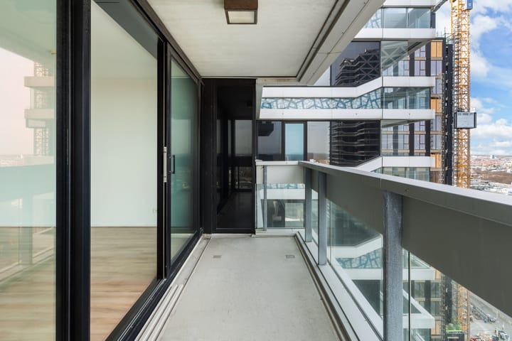 Photo 14 of Anna van Buerenplein 161