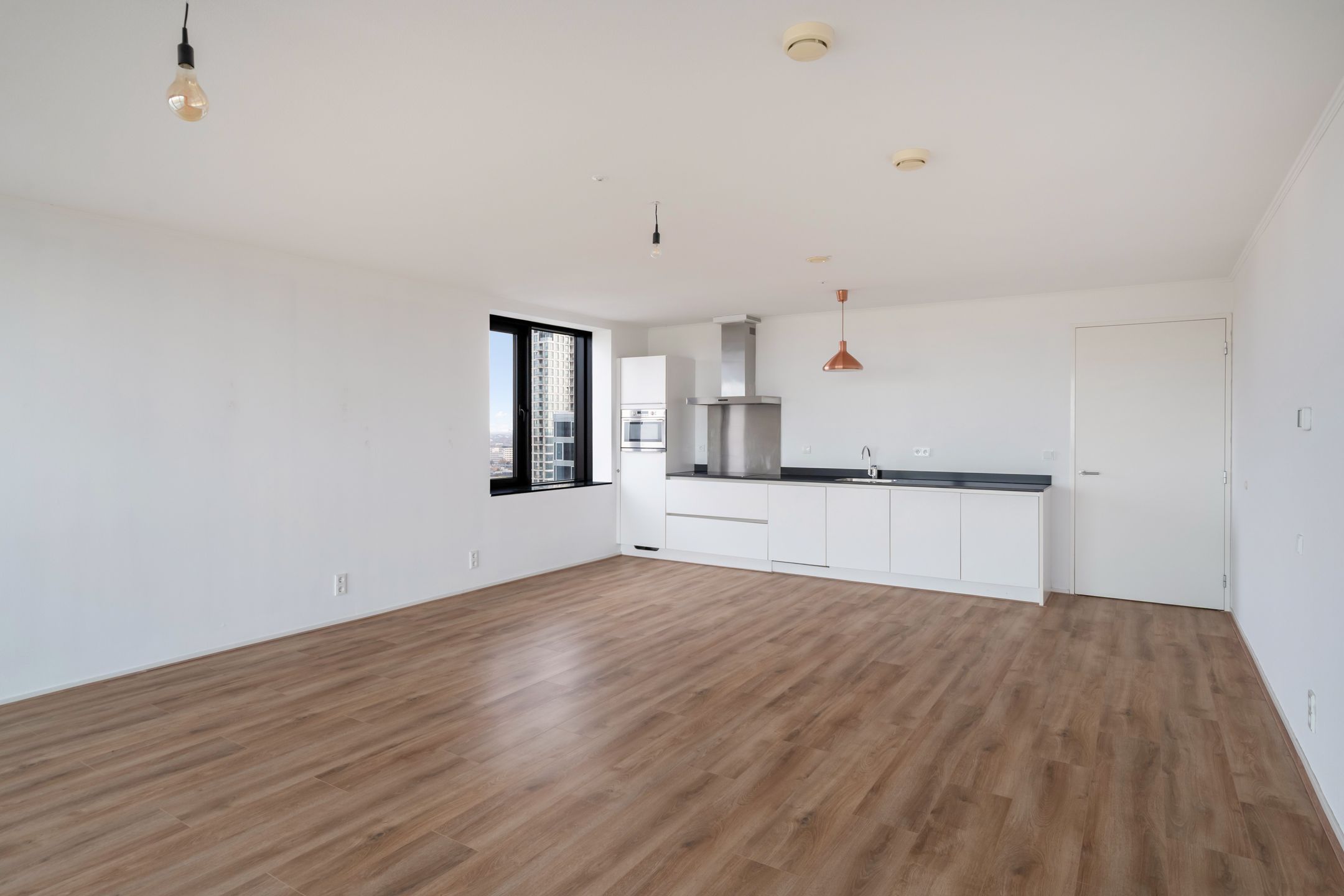 Photo 18 of Anna van Buerenplein 161