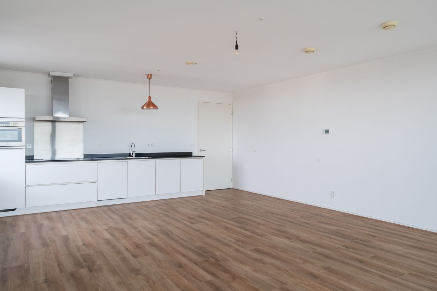 Photo 20 of Anna van Buerenplein 161