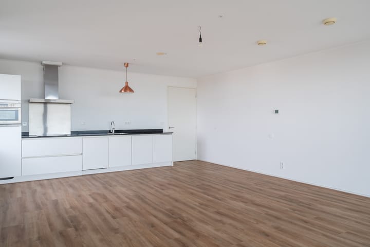 Photo 20 of Anna van Buerenplein 161