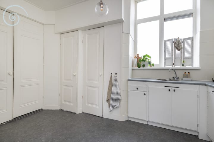 Photo 12 of Winterstraat 6